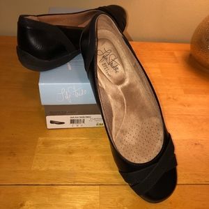 Lifestride Black Flats 8M